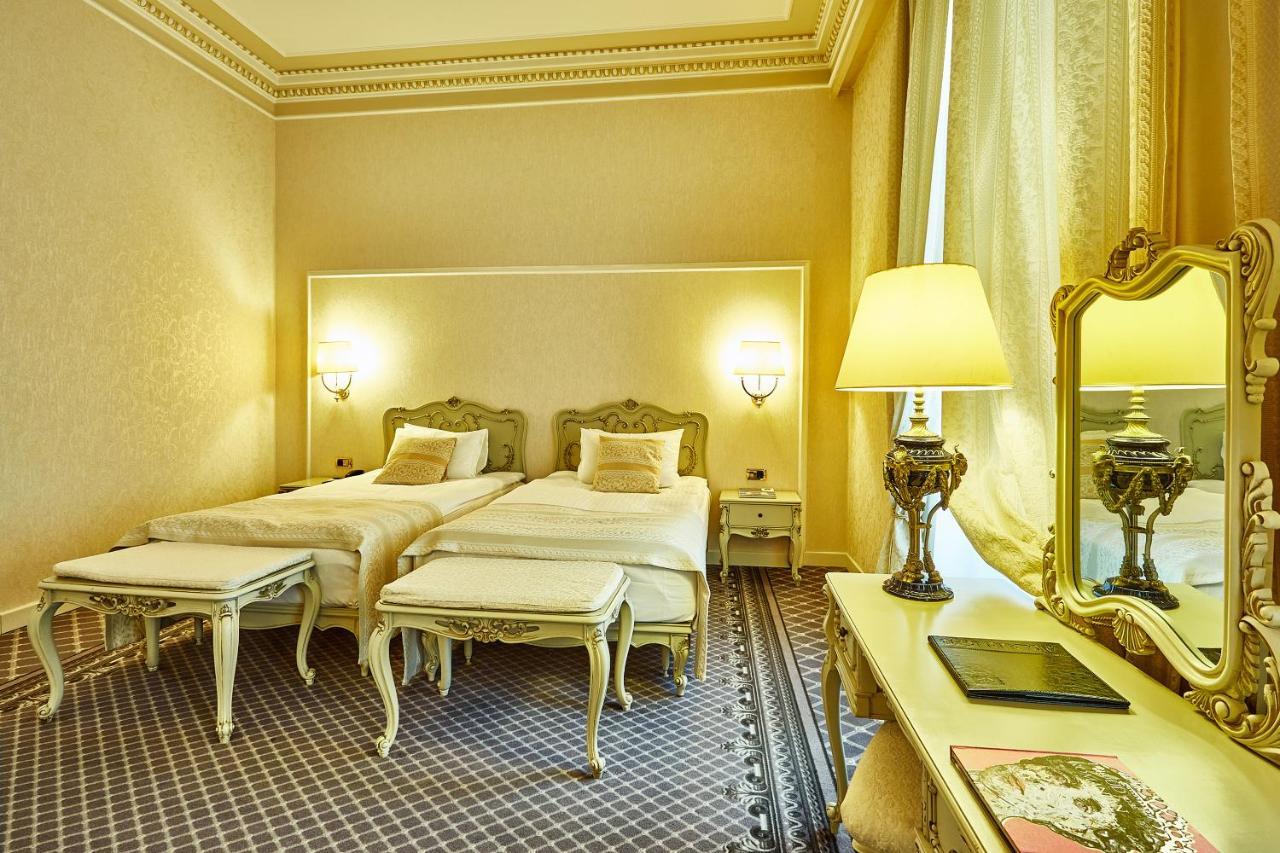 Grand Hotel Continental Bucuresti Exterior photo A room at the hotel