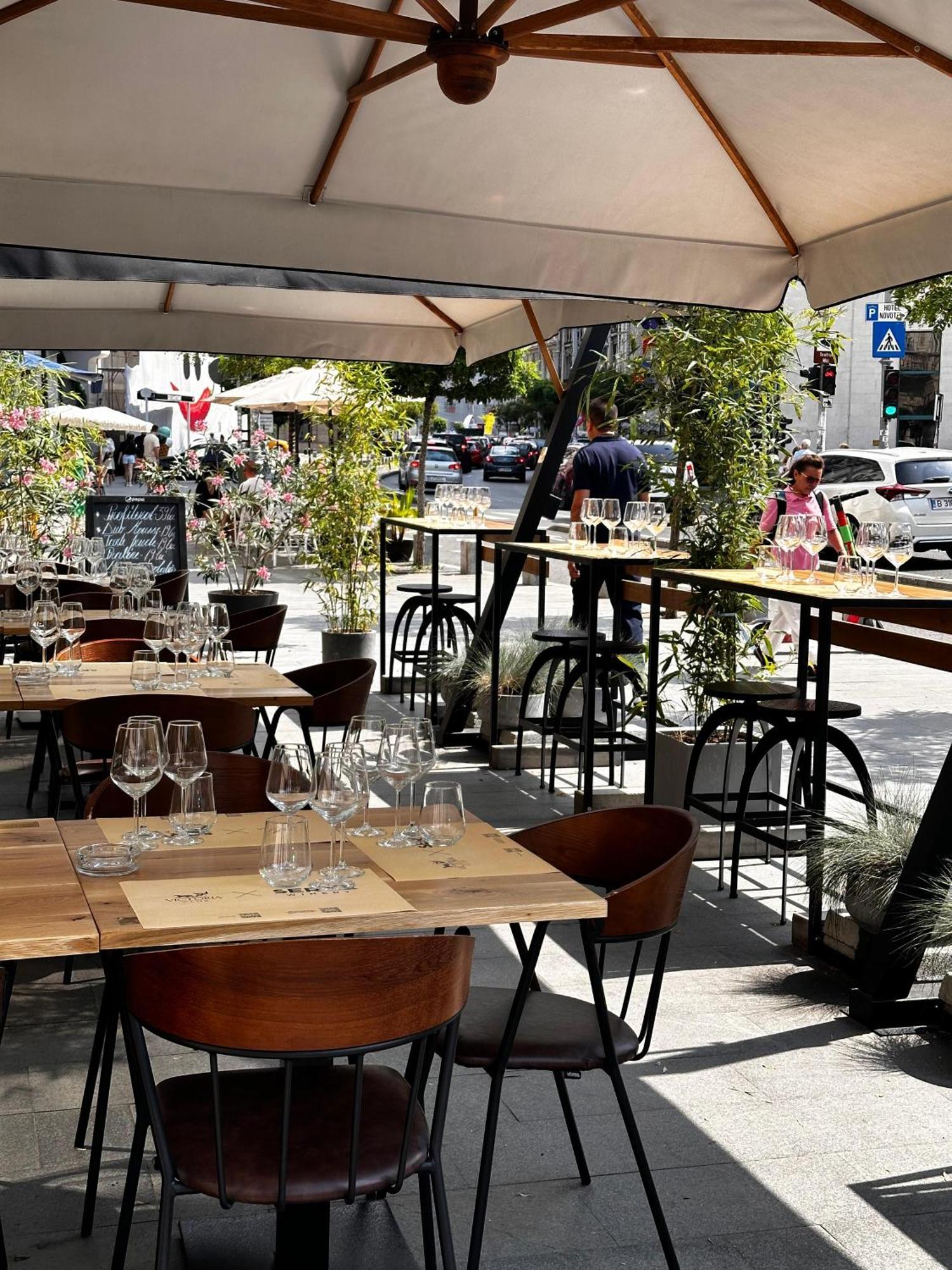 Grand Hotel Continental Bucuresti Exterior photo Restaurant in Athens