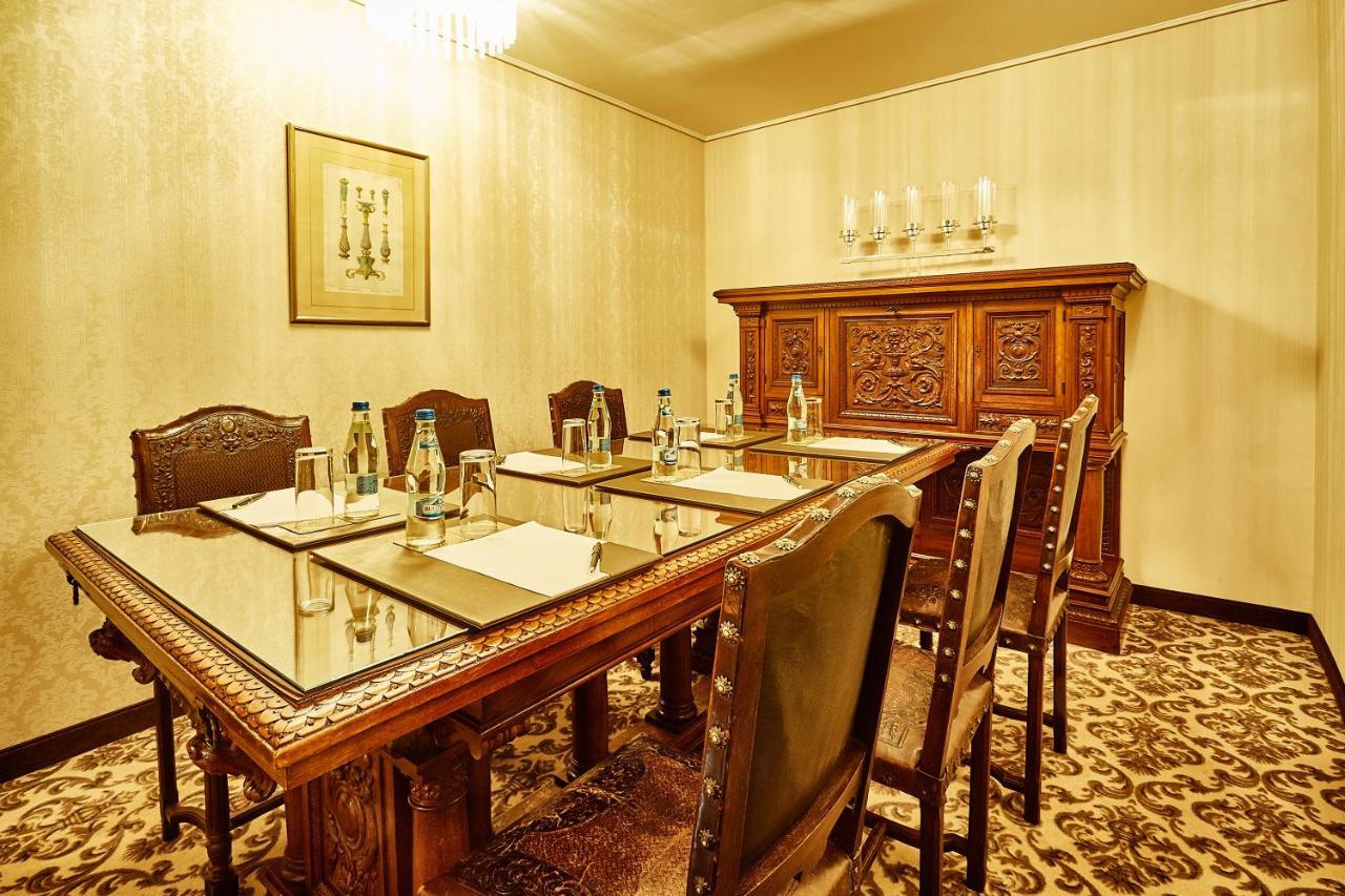 Grand Hotel Continental Bucuresti Exterior photo A meeting room at the hotel